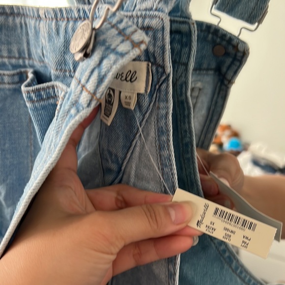 NWT Adirondack Short Overalls in Phillips Wash size xs - Picture 4 of 4